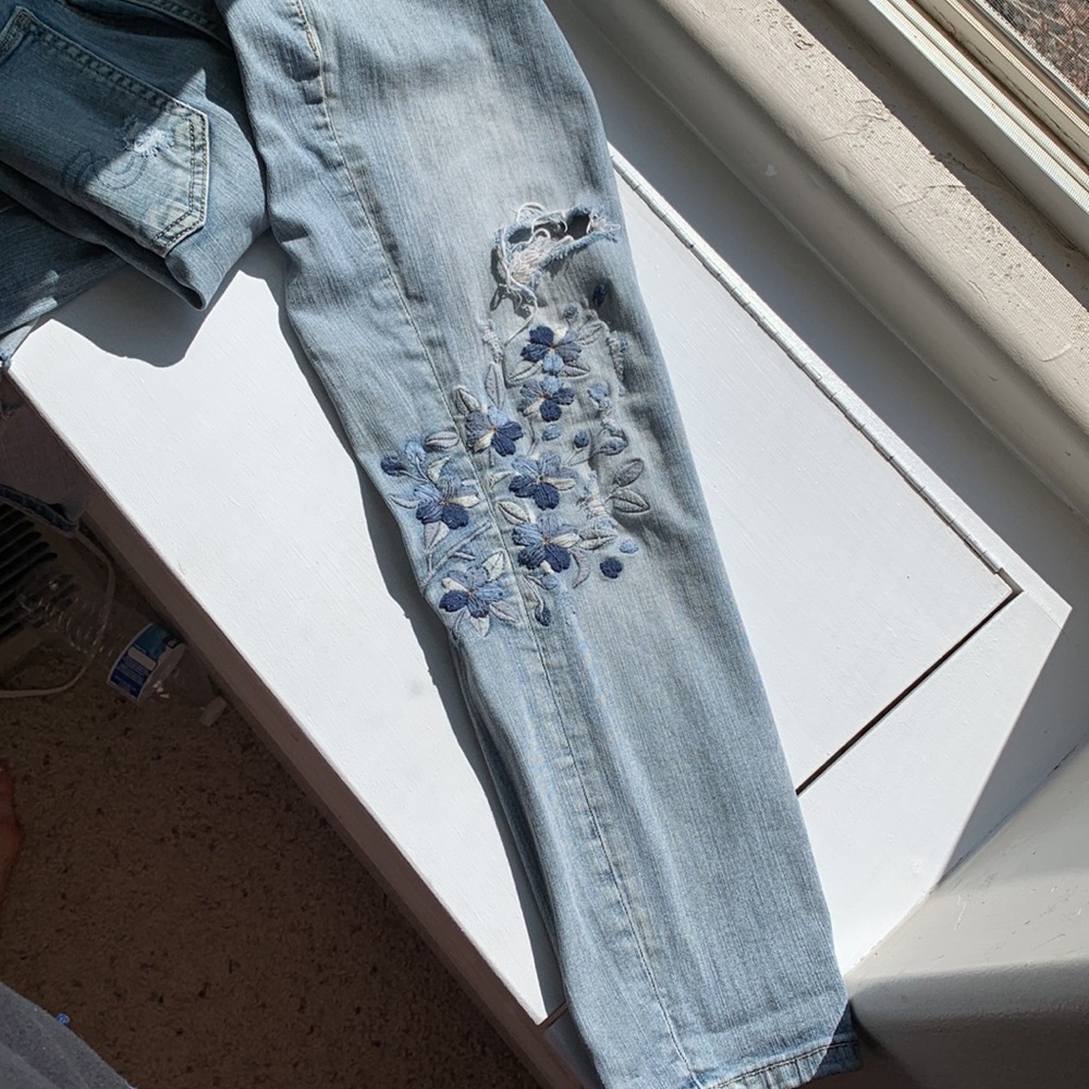 Silver Izzy - image 3